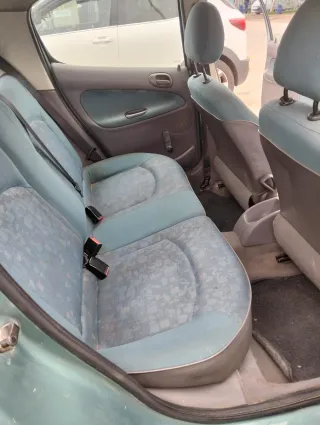 Peugeot 206 2001