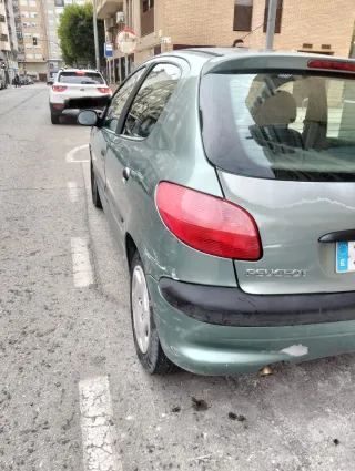 Peugeot 206 2001