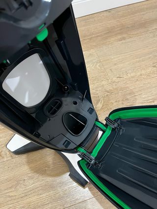 Folletto VK220S con spazzola intelligente