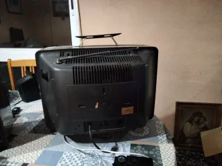 Televisor Philips Antiguo Negro