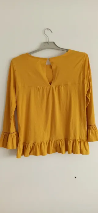 Camiseta Sfera amarilla manga larga volantes