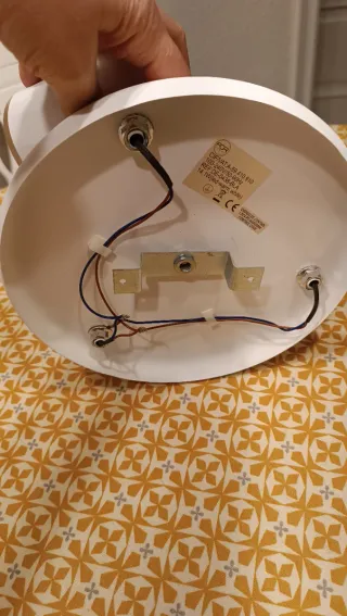 Lámpara Techo Focos LED Dorados y Blancos