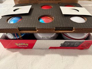 Scatole di lattine Pokémon TCG Pokeball (Q3 2023) Inglese