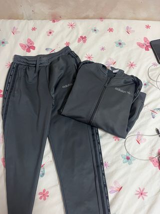 Chándal Adidas Gris