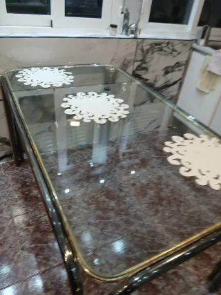 Mesa de comedor cristal y metal