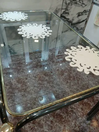 Mesa de comedor cristal y metal