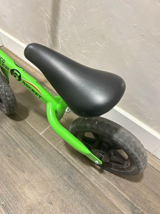 Bicicleta Chicco sin pedales verde