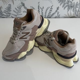 Zapatillas New Balance 9060 Beige/Marrón