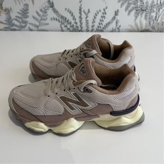 Zapatillas New Balance 9060 Beige/Marrón