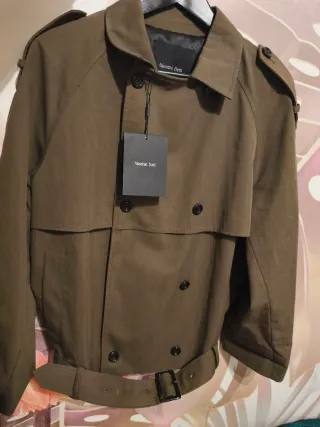 Gabardina corta Massimo Dutti verde oliva