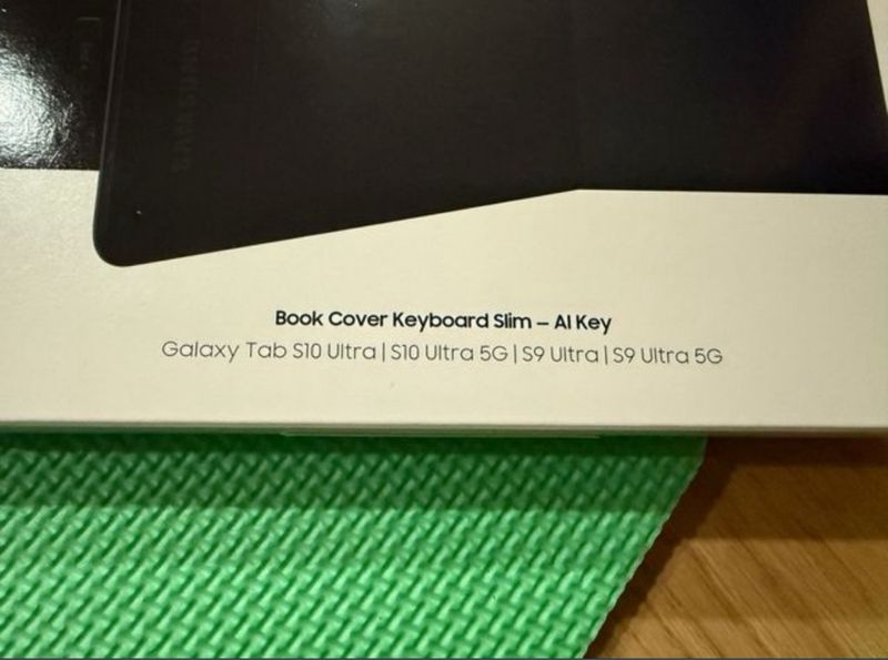 Funda Teclado Samsung Book Cover Slim S10/S9 Ultra afbeelding 2