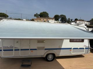 Toldo THULE para caravana