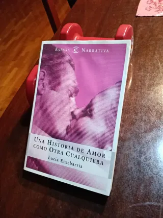 Una Historia De Amor Como Otra Cualquiera / A L...