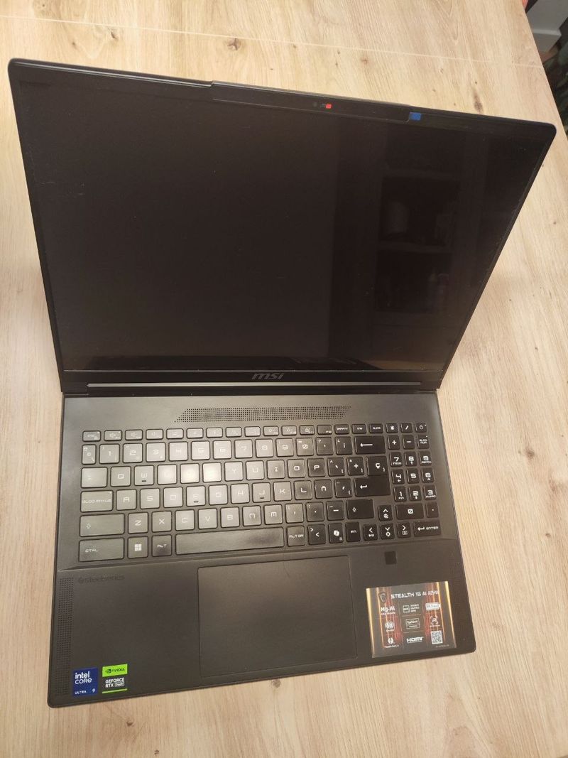 MSI Stealth 16 AI Ultra 9 285H 3TB 32GB RTX5070 afbeelding 3