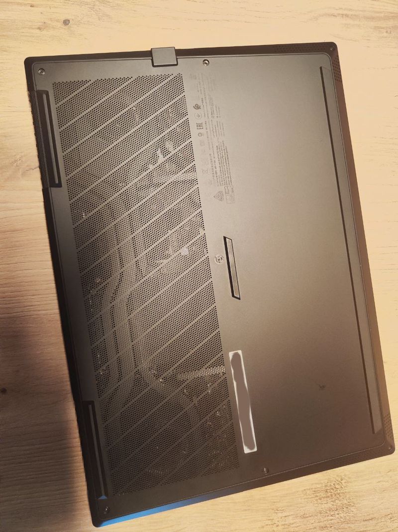 MSI Stealth 16 AI Ultra 9 285H 3TB 32GB RTX5070 afbeelding 6
