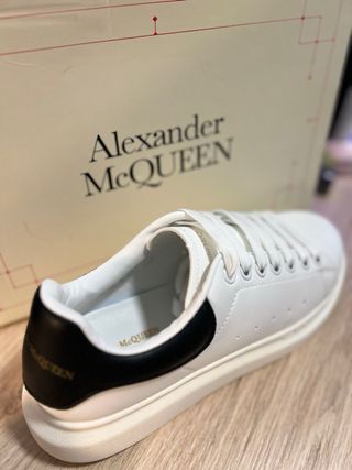 Alexander McQueen Zapatillas Blancas y Negras