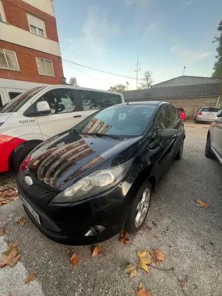 Ford Fiesta 2012 acesto  cambio