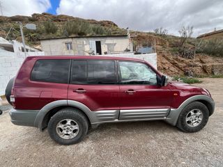 Mitsubishi Montero 2003