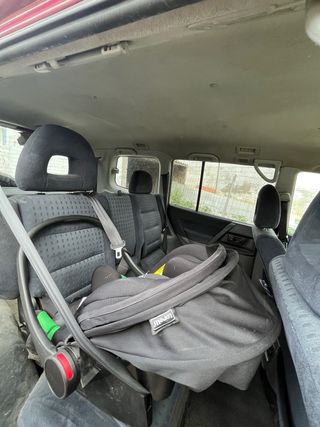 Mitsubishi Montero 2003