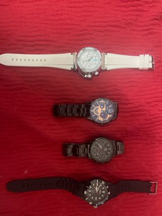 Lote de 4 Relojes