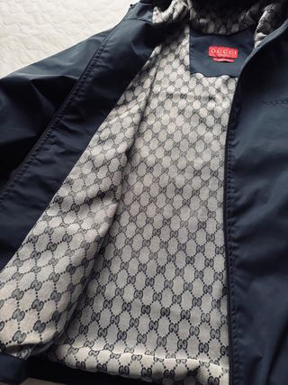Chaqueta Gucci Talla 52 Negra y Gris grande