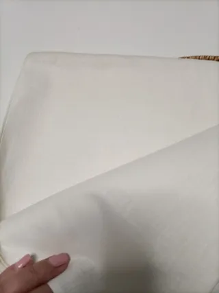 Sábana de lino metis francés con detalle rosa