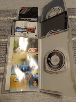 Lote 3 Juegos PSP: F1 06, PES 2008, Smackdown