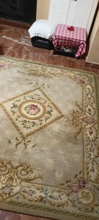 Alfombra de lana hecha a mano