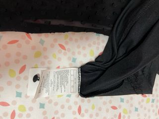 Vestido negro mangas transparentes