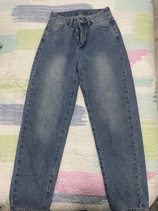 Pantalón vaquero pierna ancha