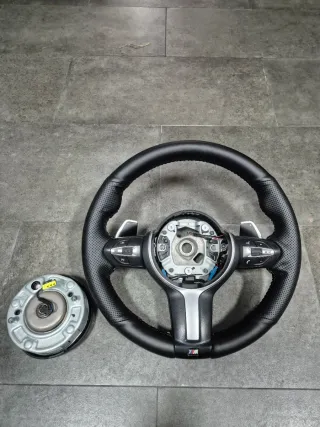 Volante BMW M Deportivo Perforado