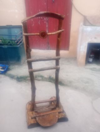 Galán de noche di legno