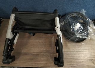 Kinderkraft Moov 2 3 en 1 Gris