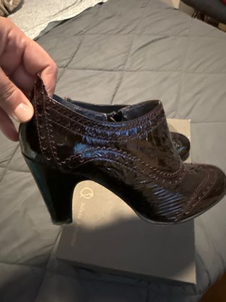 Zapatos charol Silvia Rebatto granate num 38