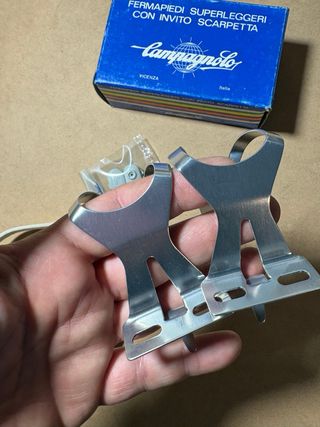Calapiés y correas Campagnolo