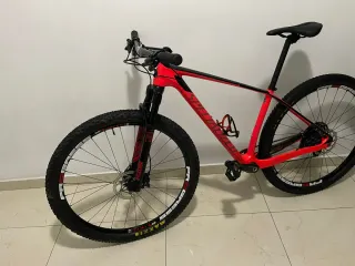 Bicicleta Specialized Carbono MTB 29