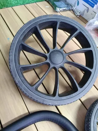 LIONELO MIKA PLUS 2 en 1 Cochecito de bebé 0-48 m