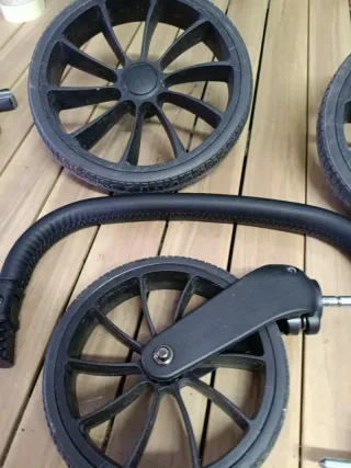 LIONELO MIKA PLUS 2 en 1 Cochecito de bebé 0-48 m