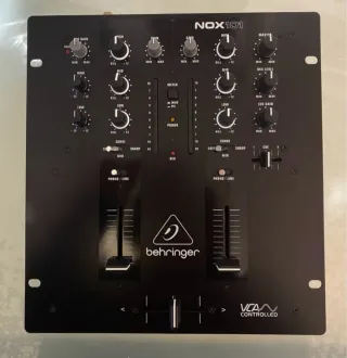 Behringer NOX101 Pro Mixer