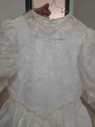 Elegante vestito da comunione bianco