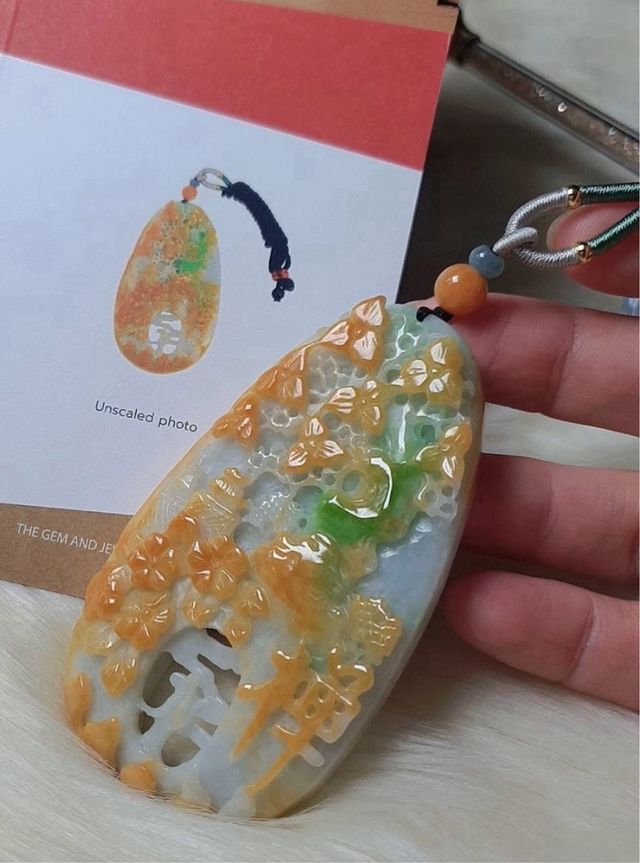 Colgante Jadeíta Natural Tipo A Certificado