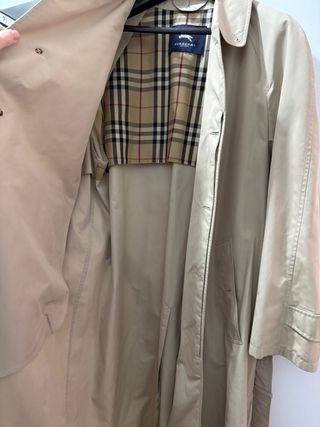 Gabardina Burberry, Modelo New Sidney (50/L)