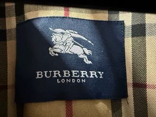 Gabardina Burberry, Modelo New Sidney (50/L)
