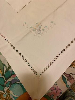 Coppia federe ricamate