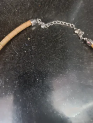 Collar de corcho con cuentas turquesa