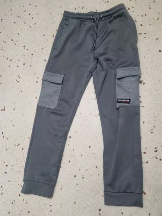 Lote Ropa McKenzie Negra, Azul y Gris