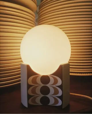 Lámpara cerámica Maija Isola Diseño Escandinavo