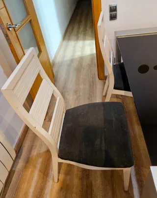 Mesa Comedor Extensible + 4 Sillas