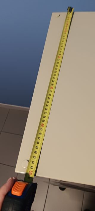 Mueble archivador metálico con ruedas