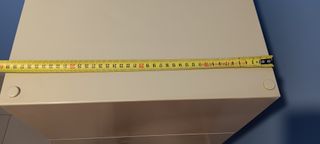 Mueble archivador metálico con ruedas